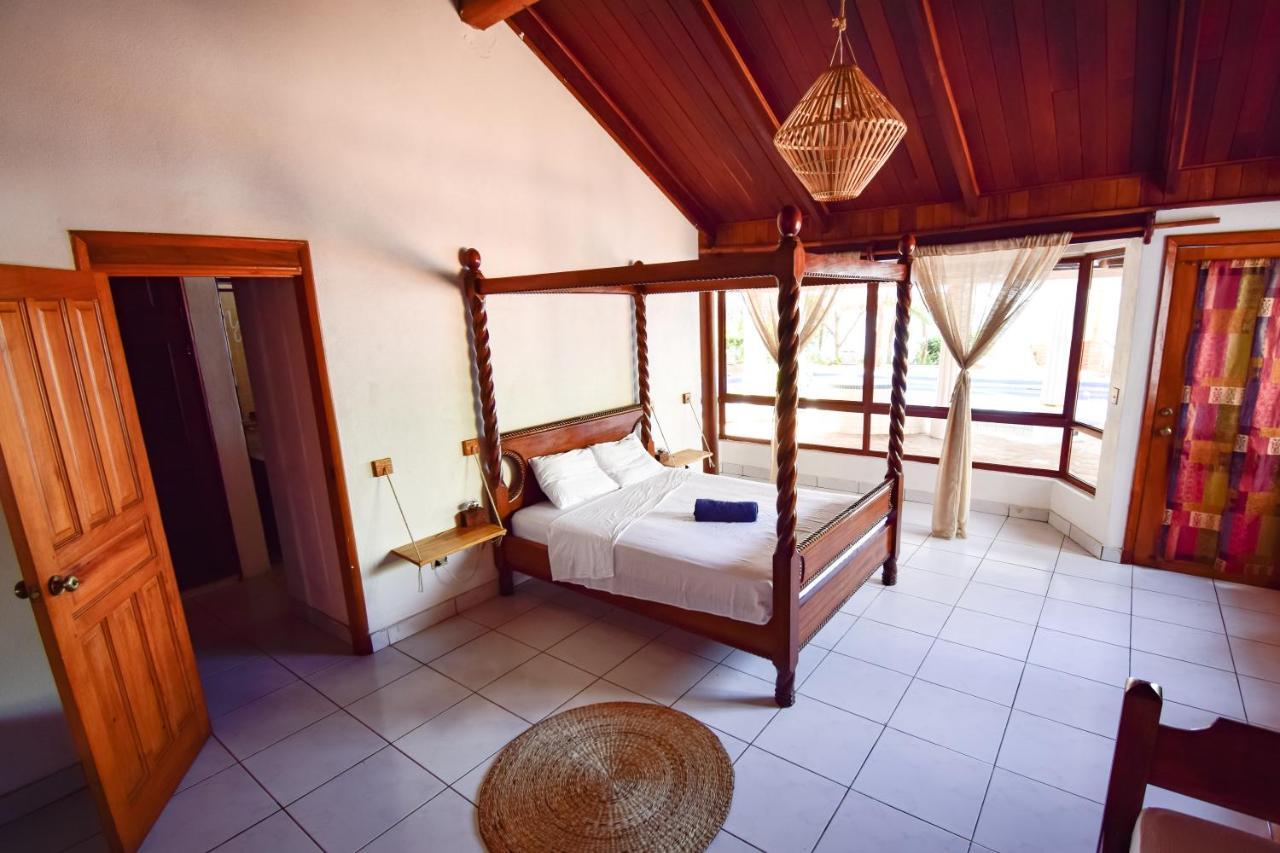 Amaru Wellbeing Resort ชีนันเดกา ภายนอก รูปภาพ